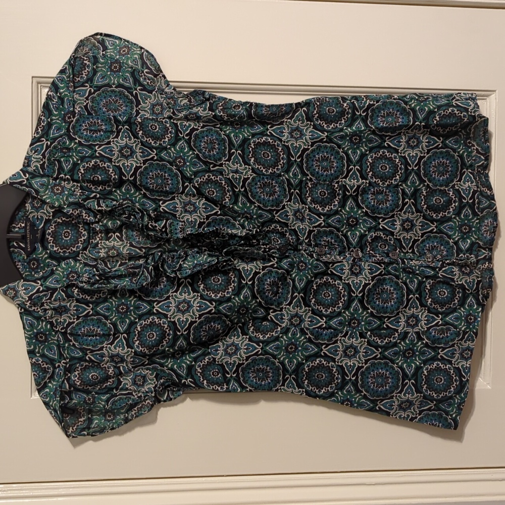 Banana Republic ruffle top